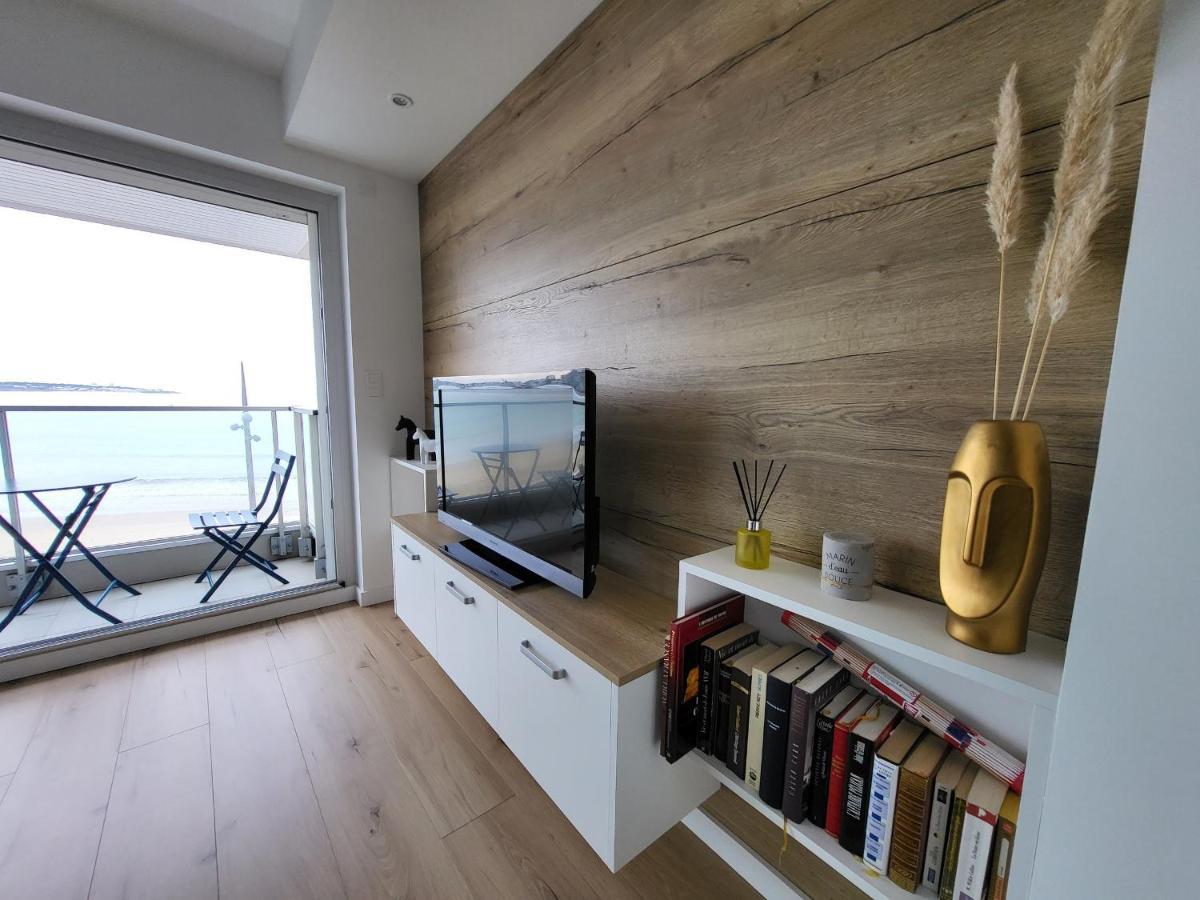Appartement T2 Face Plage Avec Balcon, Cuisine Equipee Et Tv - Fr-1-92-908 Les Sables-dʼOlonne Exteriör bild