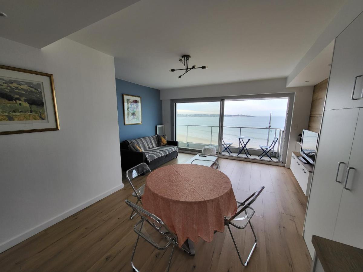 Appartement T2 Face Plage Avec Balcon, Cuisine Equipee Et Tv - Fr-1-92-908 Les Sables-dʼOlonne Exteriör bild