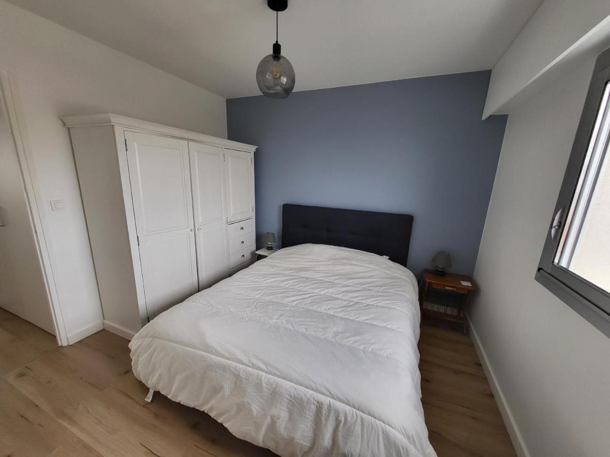 Appartement T2 Face Plage Avec Balcon, Cuisine Equipee Et Tv - Fr-1-92-908 Les Sables-dʼOlonne Exteriör bild