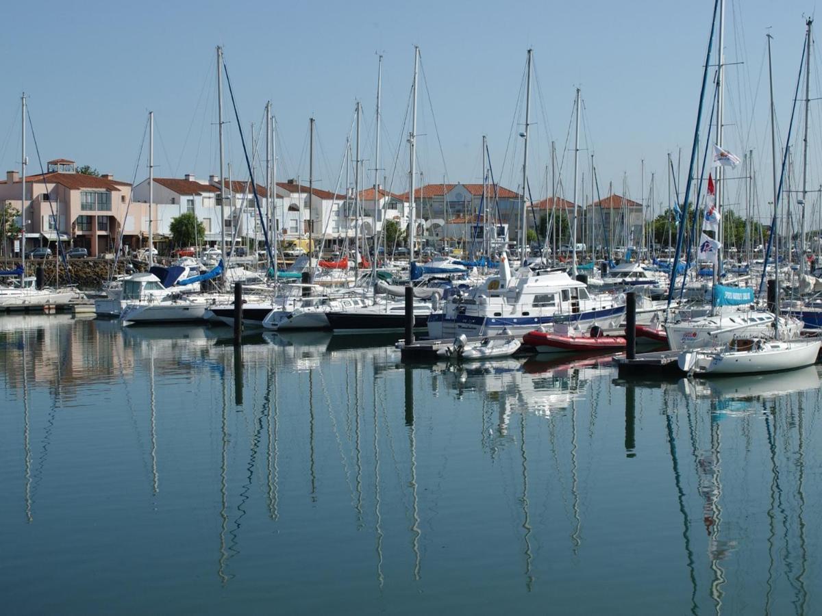Appartement T2 Face Plage Avec Balcon, Cuisine Equipee Et Tv - Fr-1-92-908 Les Sables-dʼOlonne Exteriör bild